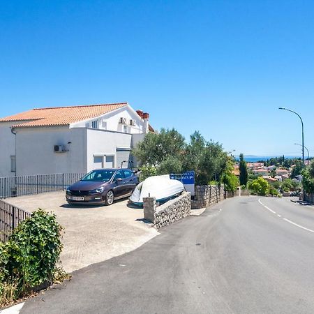 Apartments & Rooms Strcic Petra Krk Town Exterior foto